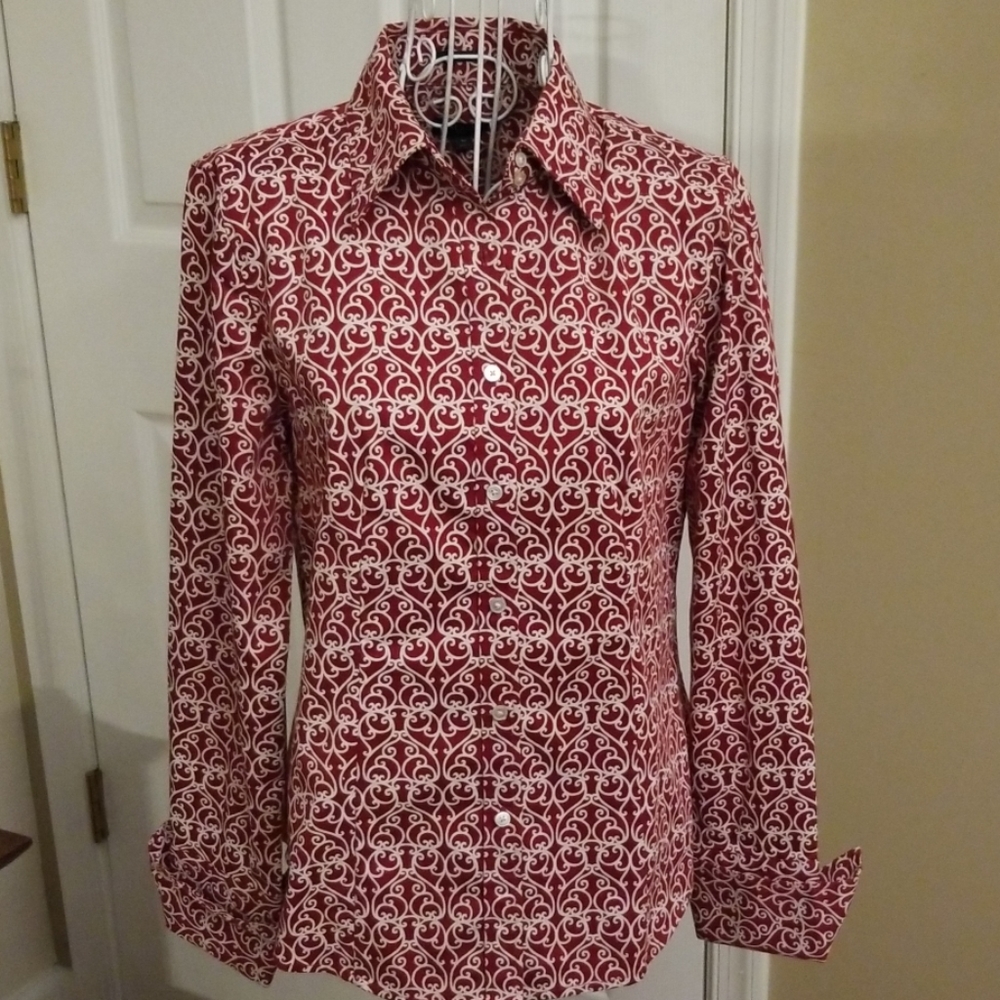 ♥️Talbots red and white heart pattern button down Shirt. - Picture 2 of 8